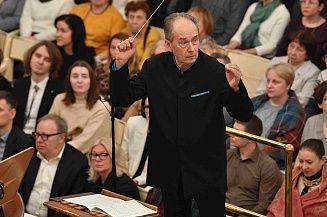 Уральский филармонический оркестр выступит в Петербургской филармонии